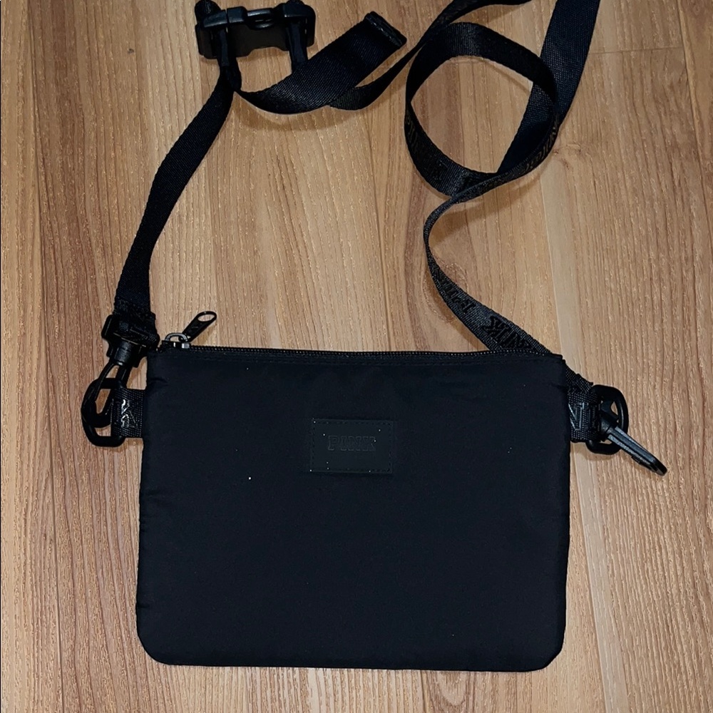 Black Crossbody Bag PINK VS - Picture 1 of 4